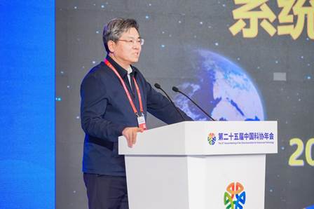 于登云